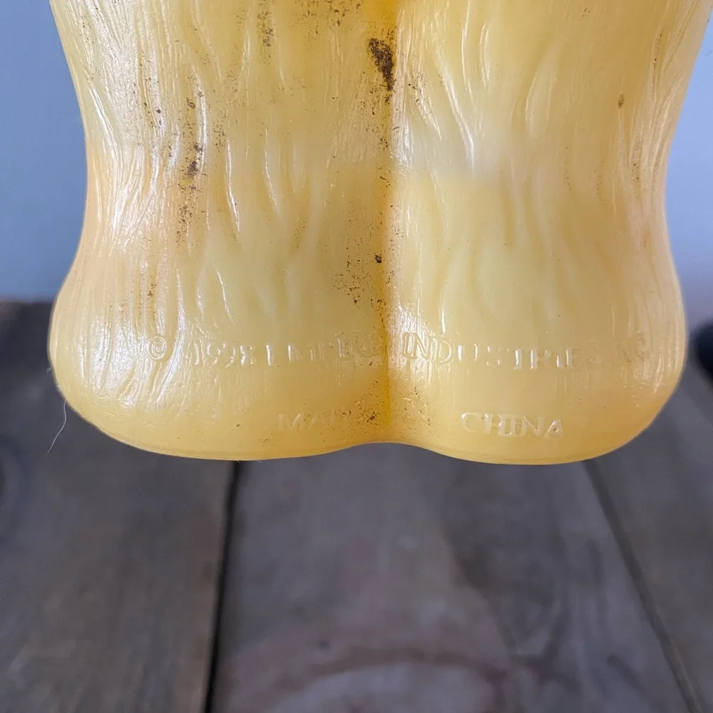 Vintage Christmas Empire Bear Mold 9” 🎄